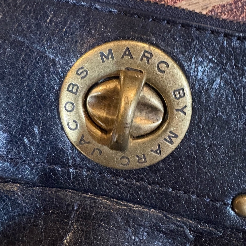 ▪️MARC BY MARC JACOBS Mini Clutch with Strap - Picture 2 of 9